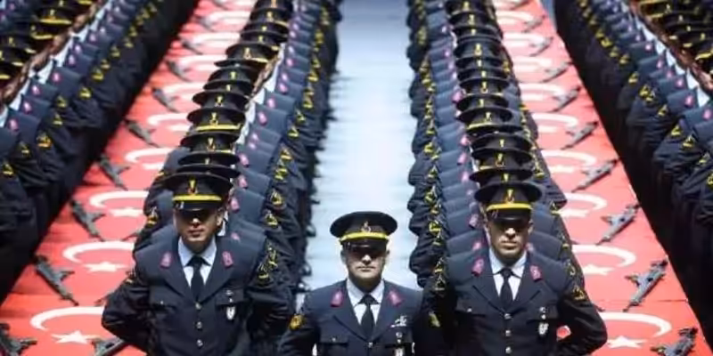 Şark Görevi (Polis, Asker, Doktor, Hakim, Savcı) 3 asker sark gorevi